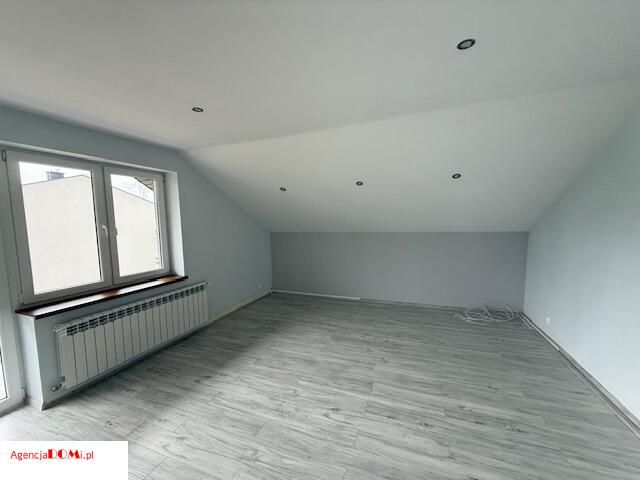 dom wolnostojący, 5 pokoi Błonie. Zdjęcie 14