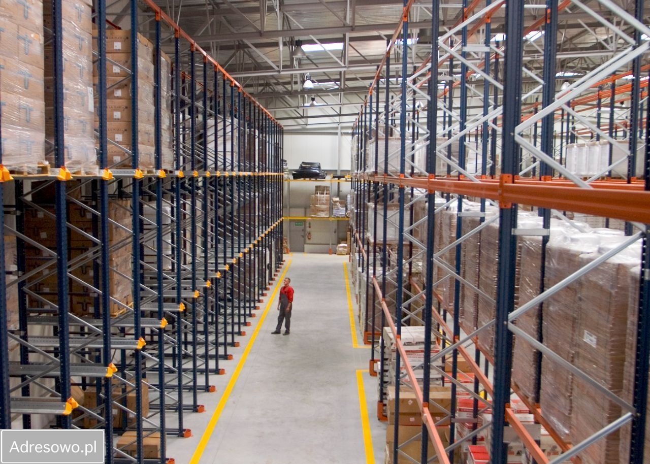 Hala/magazyn Cząstków Mazowiecki. Zdjęcie 2