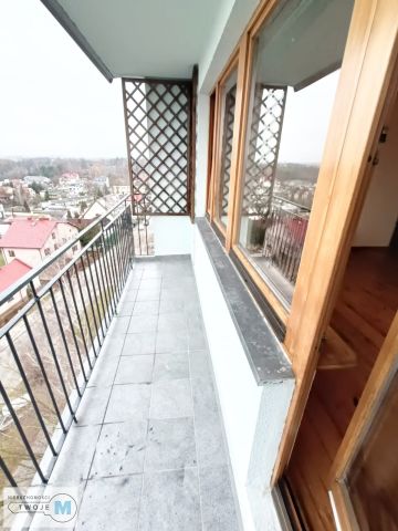 Mieszkanie 3-pokojowe Kielce Barwinek. Zdjęcie 2