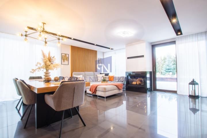 dom wolnostojący, 7 pokoi Strzeszów. Zdjęcie 2