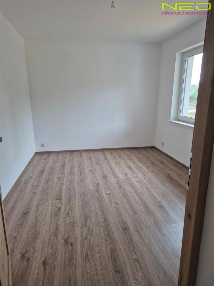 dom wolnostojący, 4 pokoje Kamińsko. Zdjęcie 6