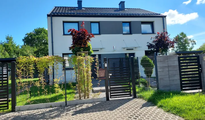 bliźniak, 5 pokoi Rumia Szmelta, ul. Kamienna