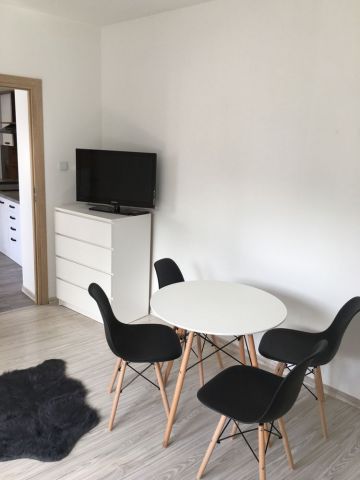 Mieszkanie 3-pokojowe Konin, ul. Zagórowska. Zdjęcie 1