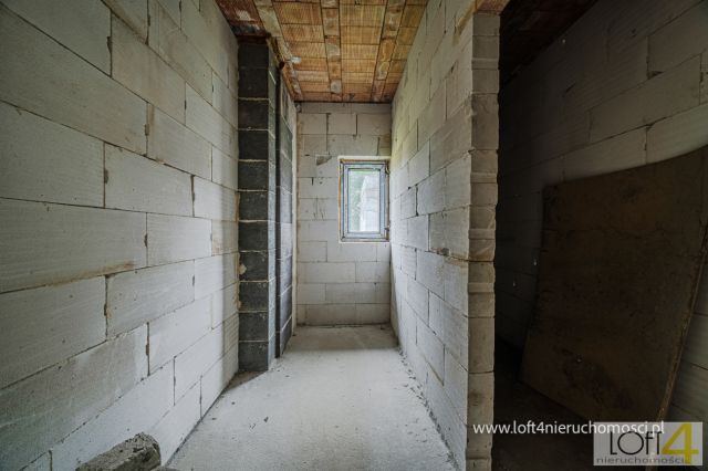 dom wolnostojący, 5 pokoi Burzyn. Zdjęcie 7