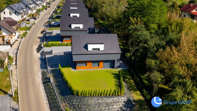 dom wolnostojący, 4 pokoje Bibice, ul. Bławatkowa. Zdjęcie 20