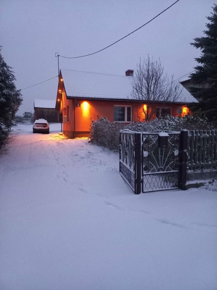 dom wolnostojący, 2 pokoje Kamienna Wola. Zdjęcie 5