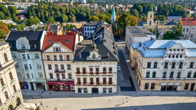 Lokal Cieszyn, rynek Górny Rynek. Zdjęcie 2