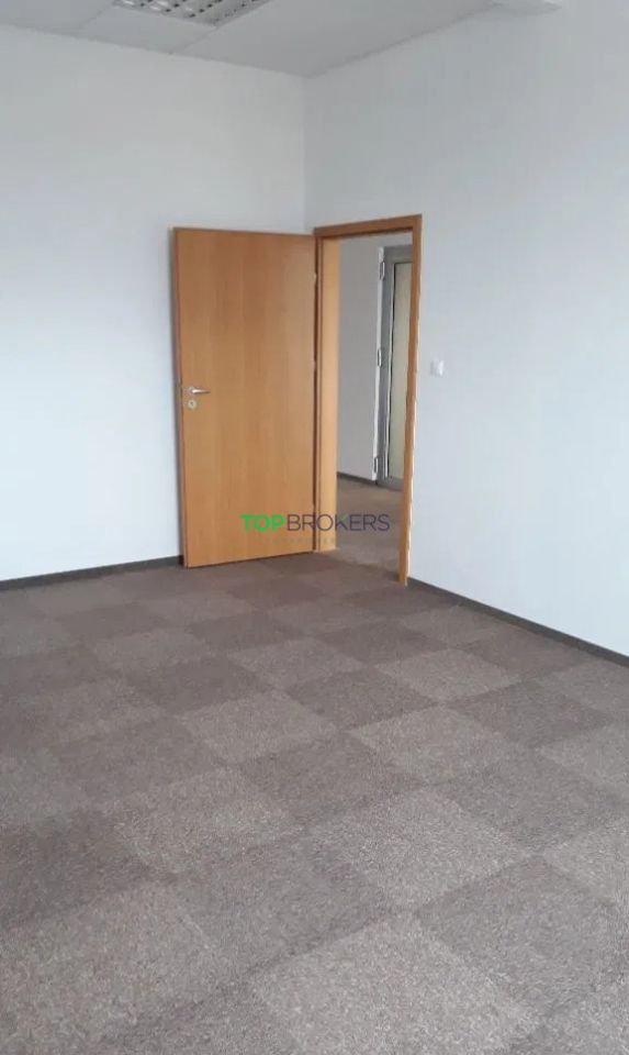 Biuro Warszawa Włochy, ul. Janka Muzykanta. Zdjęcie 2