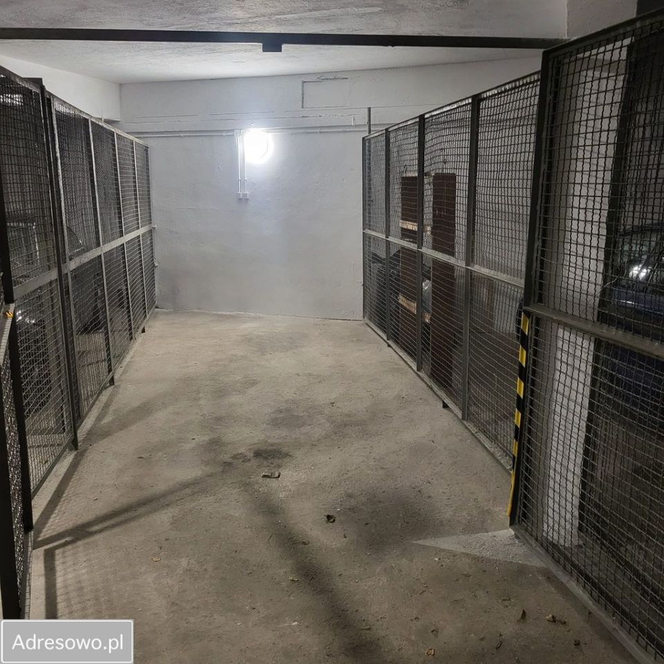 Garaż/miejsce parkingowe Łódź Karolew, ul. Walerego Wróblewskiego. Zdjęcie 2
