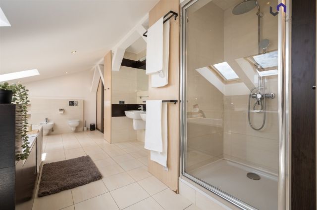 Mieszkanie 4-pokojowe Mikołów Centrum, ul. Katowicka. Zdjęcie 17