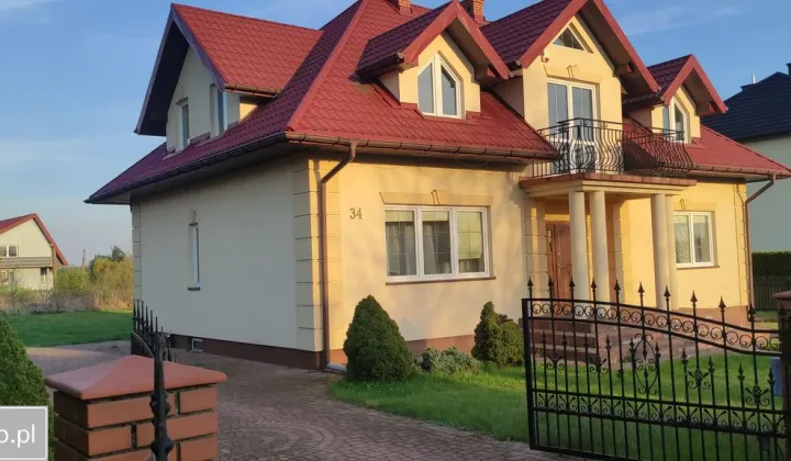 dom wolnostojący, 6 pokoi Kurów, ul. Zielona