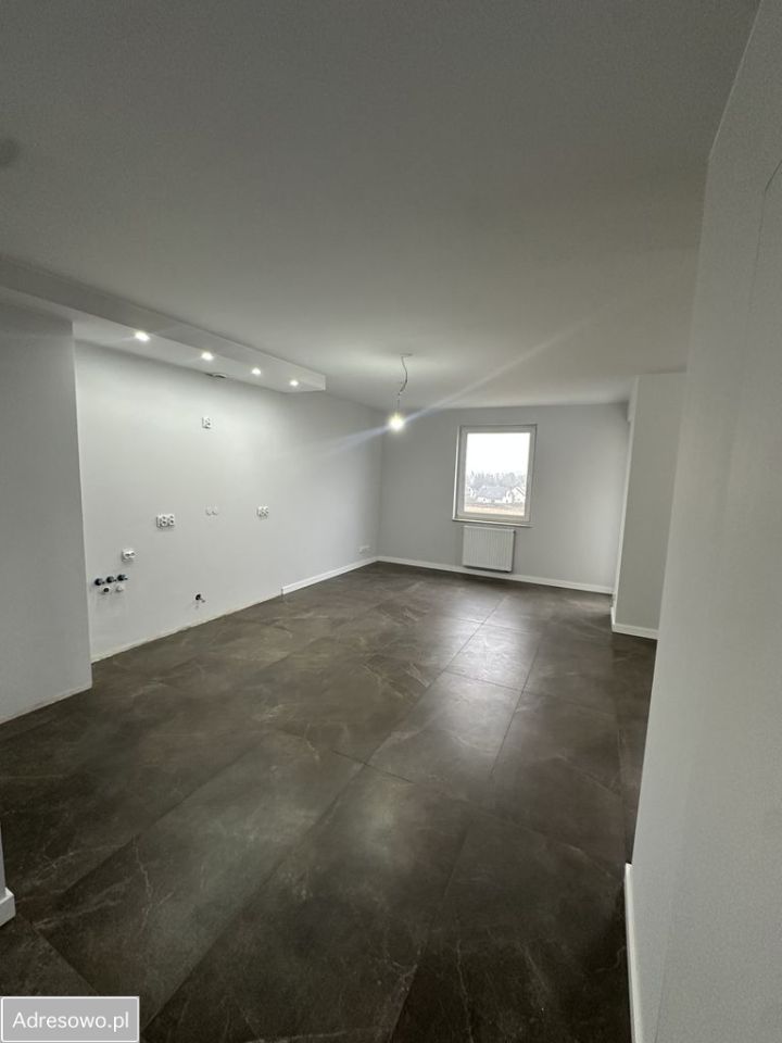 Mieszkanie 4-pokojowe Wrocław Psie Pole, ul. Kaparowa. Zdjęcie 2