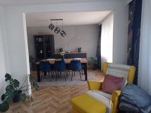 dom wolnostojący, 5 pokoi Zawalów. Zdjęcie 2