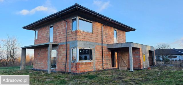 dom wolnostojący, 4 pokoje Dąbrówka-Marianka. Zdjęcie 1