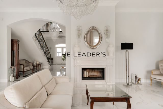 dom wolnostojący, 6 pokoi Łomianki. Zdjęcie 1