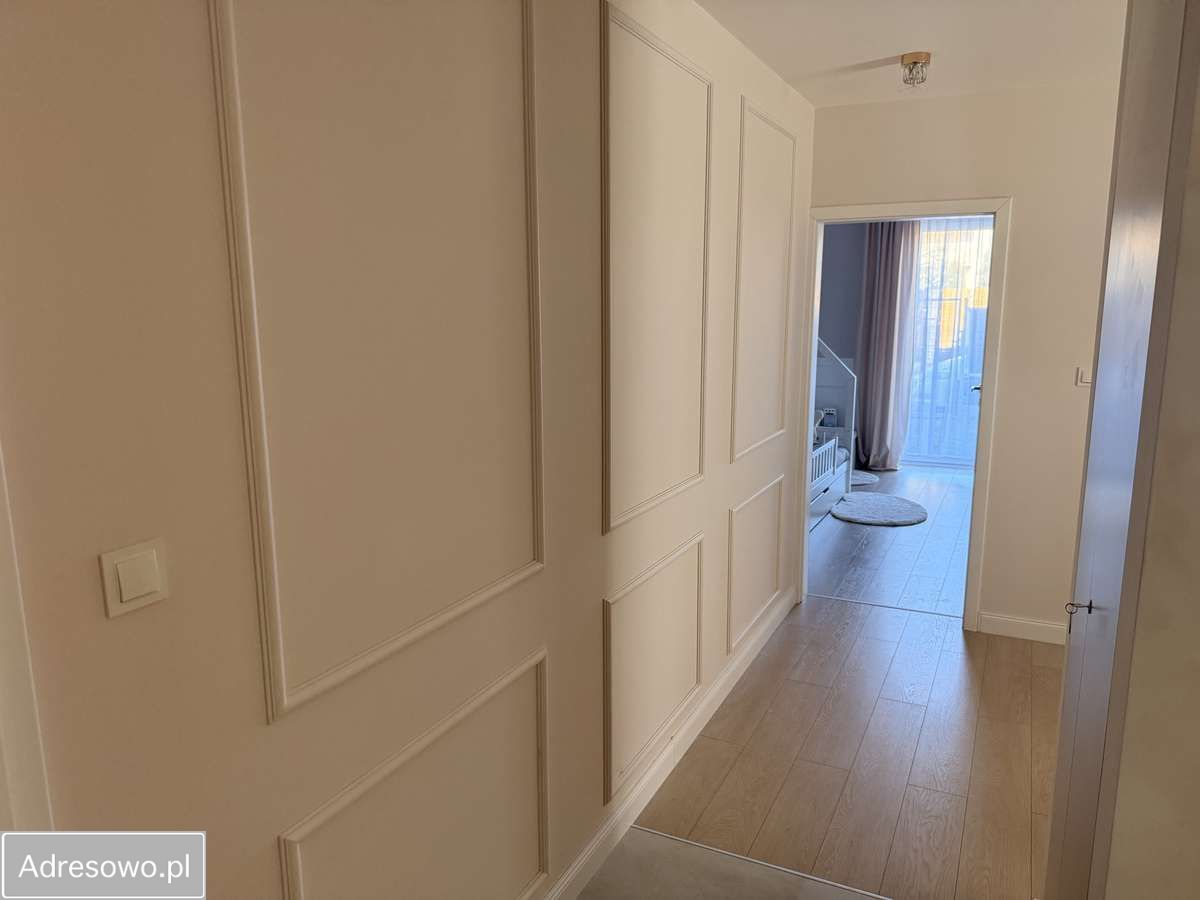 Mieszkanie 3-pokojowe Łazy, ul. Muzyczna. Zdjęcie 9