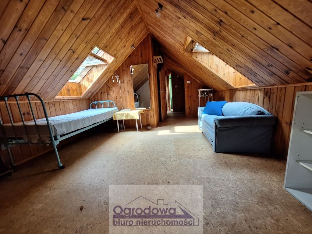 dom wolnostojący, 4 pokoje Urle. Zdjęcie 23