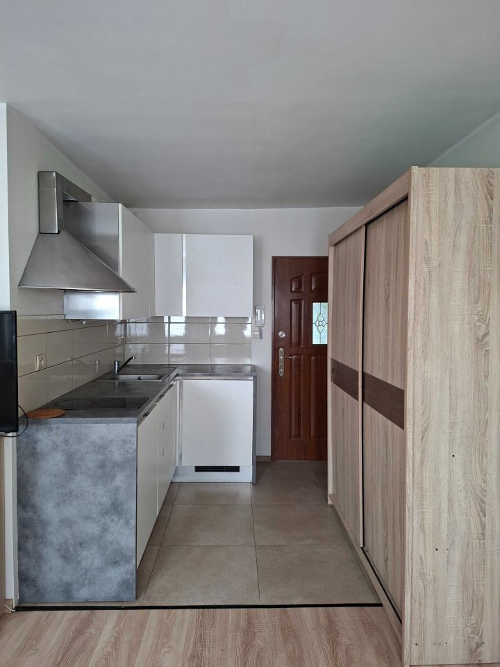 Mieszkanie 1-pokojowe Gdynia Orłowo. Zdjęcie 2