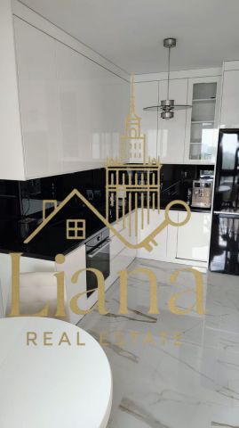 Mieszkanie 3-pokojowe Warszawa Mokotów, al. Wyścigowa. Zdjęcie 2