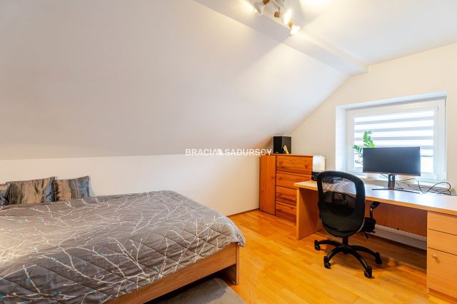 dom wolnostojący, 5 pokoi Marcyporęba, ul. św. Marcina. Zdjęcie 22