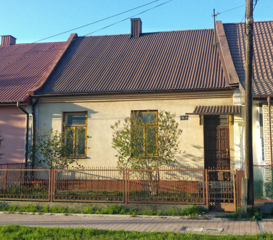dom szeregowy, 4 pokoje Ćmielów, ul. Sandomierska. Zdjęcie 1