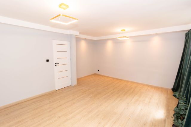 Mieszkanie 2-pokojowe Ostrowiec Świętokrzyski, ul. Mikołaja Kopernika. Zdjęcie 7