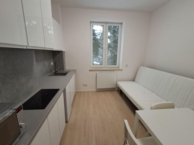 Mieszkanie 1-pokojowe Warszawa Wesoła, ul. Władysława Sikorskiego. Zdjęcie 1