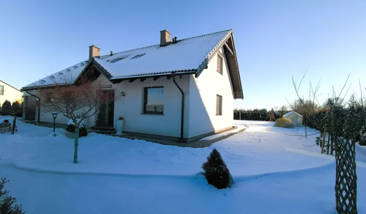dom wolnostojący, 6 pokoi Krąg, ul. Nad Wierzycą