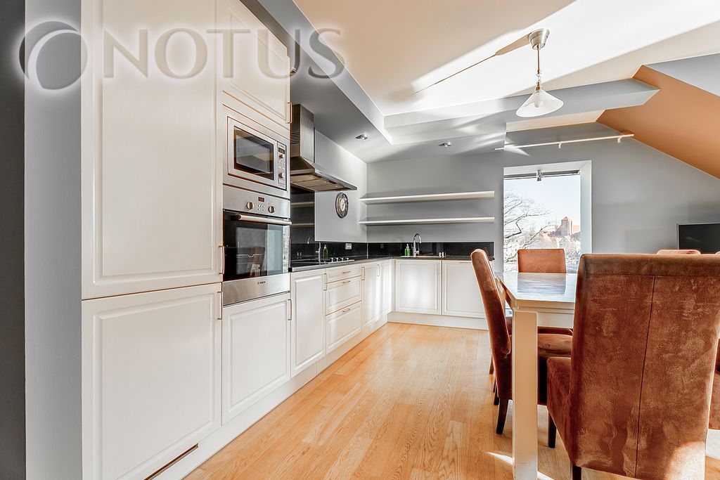 Mieszkanie 4-pokojowe Wrocław, ul. Księcia Witolda. Zdjęcie 2