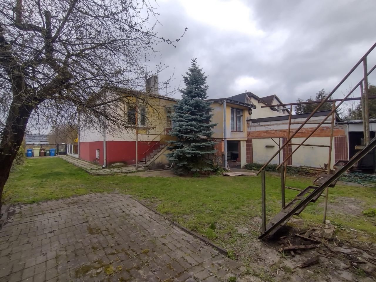 dom wolnostojący, 3 pokoje Dobroń, ul. Kaczeńcowa. Zdjęcie 2