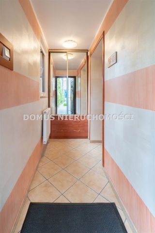 dom wolnostojący, 6 pokoi Justynów. Zdjęcie 25
