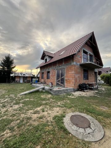 dom wolnostojący, 5 pokoi Szczawin, ul. Szmaragdowa. Zdjęcie 9