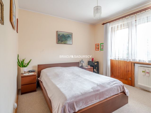 dom wolnostojący, 6 pokoi Zakopane Krzeptówki, ul. Przewodnika Józefa Krzeptowskiego. Zdjęcie 36