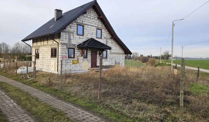 dom wolnostojący, 4 pokoje Suchy Dąb, ul. Sportowa