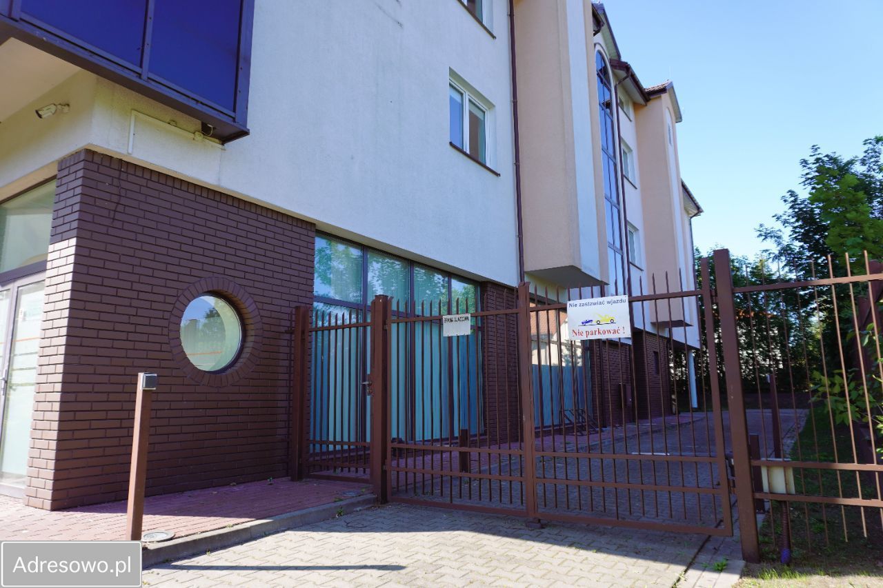 Lokal Kobyłka, al. Jana Pawła II. Zdjęcie 7