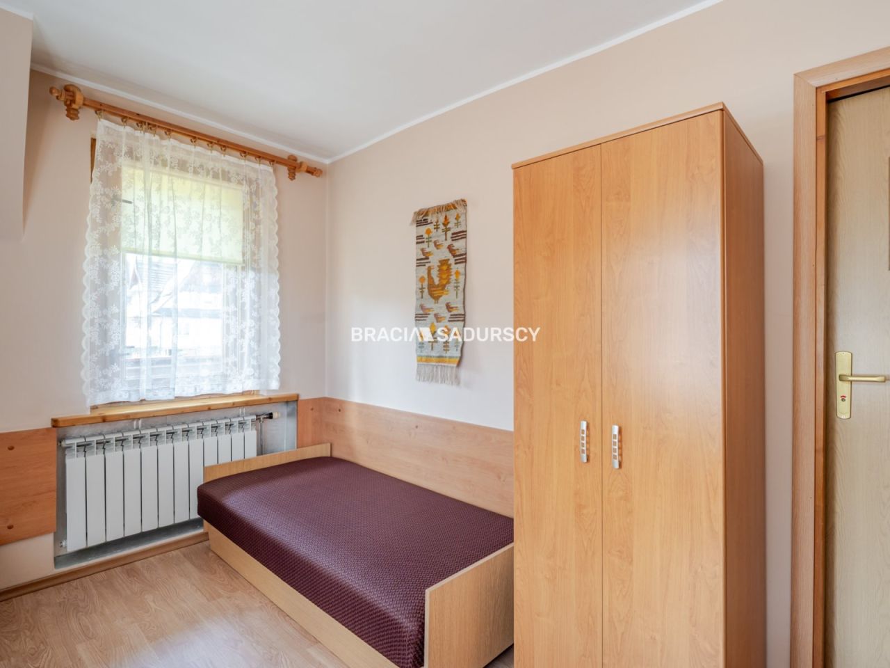 dom wolnostojący, 6 pokoi Zakopane Krzeptówki. Zdjęcie 19