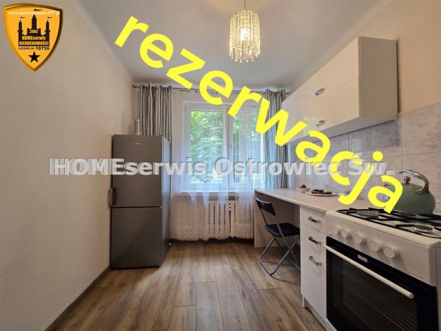 Mieszkanie 2-pokojowe Ostrowiec Świętokrzyski, os. Ogrody. Zdjęcie 1