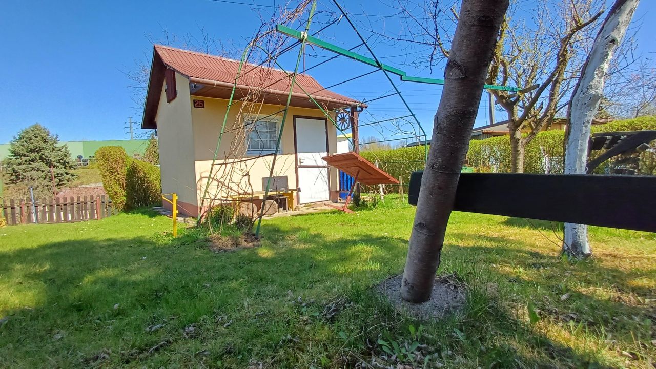 Działka rod Rzeszów Zwięczyca, ul. Leśna