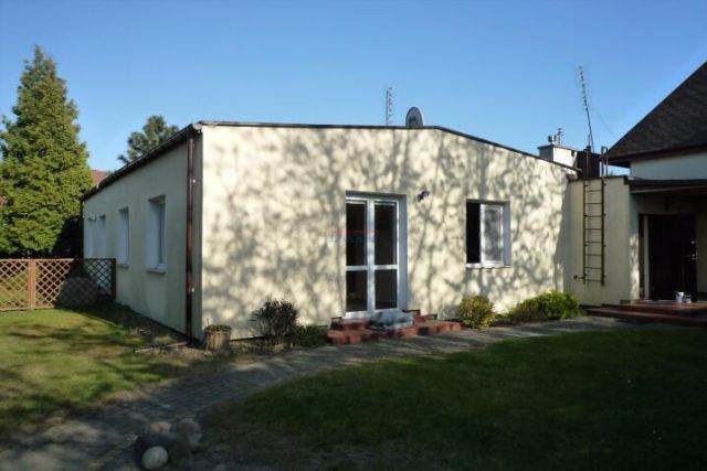 bliźniak, 2 pokoje Piaseczno. Zdjęcie 3