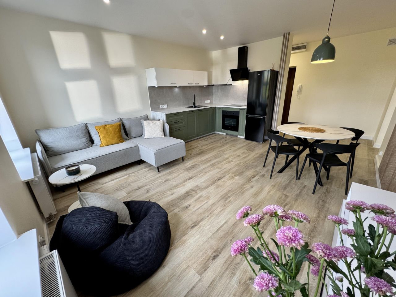 Mieszkanie 3-pokojowe Pabianice Centrum, ul. gen. Kazimierza Pułaskiego. Zdjęcie 1