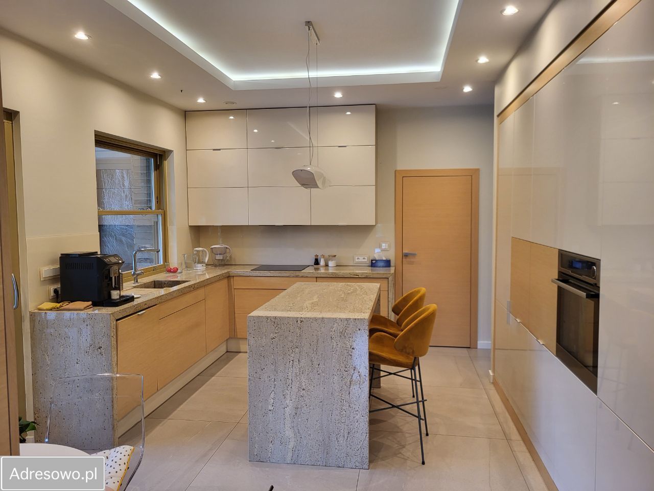 dom wolnostojący, 4 pokoje Tomaszów Mazowiecki. Zdjęcie 5