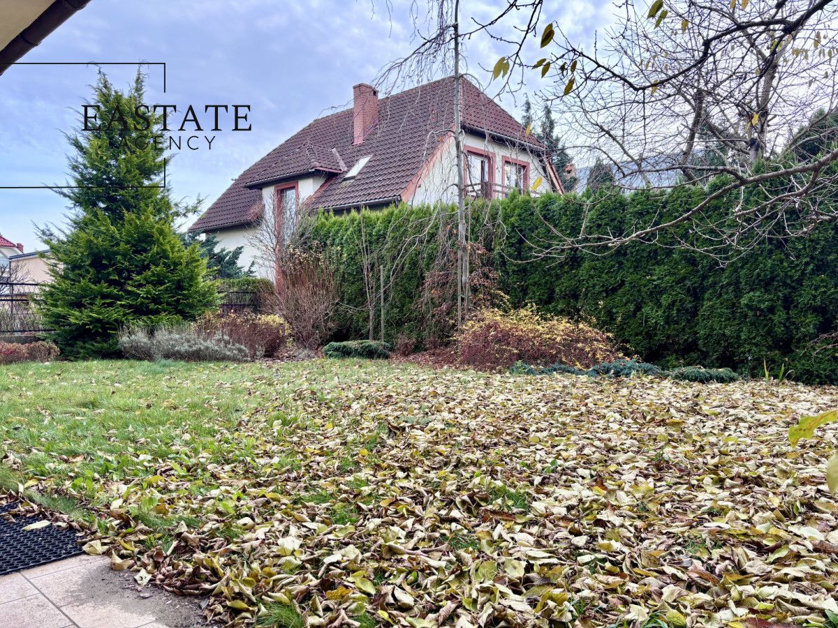 dom wolnostojący, 5 pokoi Gdynia Chwarzno-Wiczlino, ul. Izydy. Zdjęcie 3