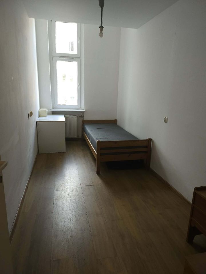 Mieszkanie 3-pokojowe Poznań Centrum, ul. Juliusza Słowackiego. Zdjęcie 3