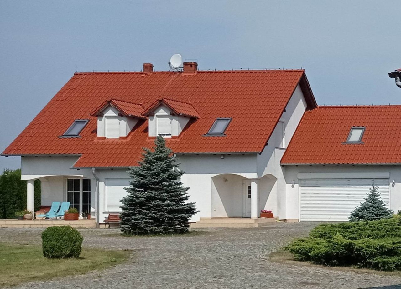 dom wolnostojący, 6 pokoi Brzezie k. Sulechowa, ul. Adama Mickiewicza