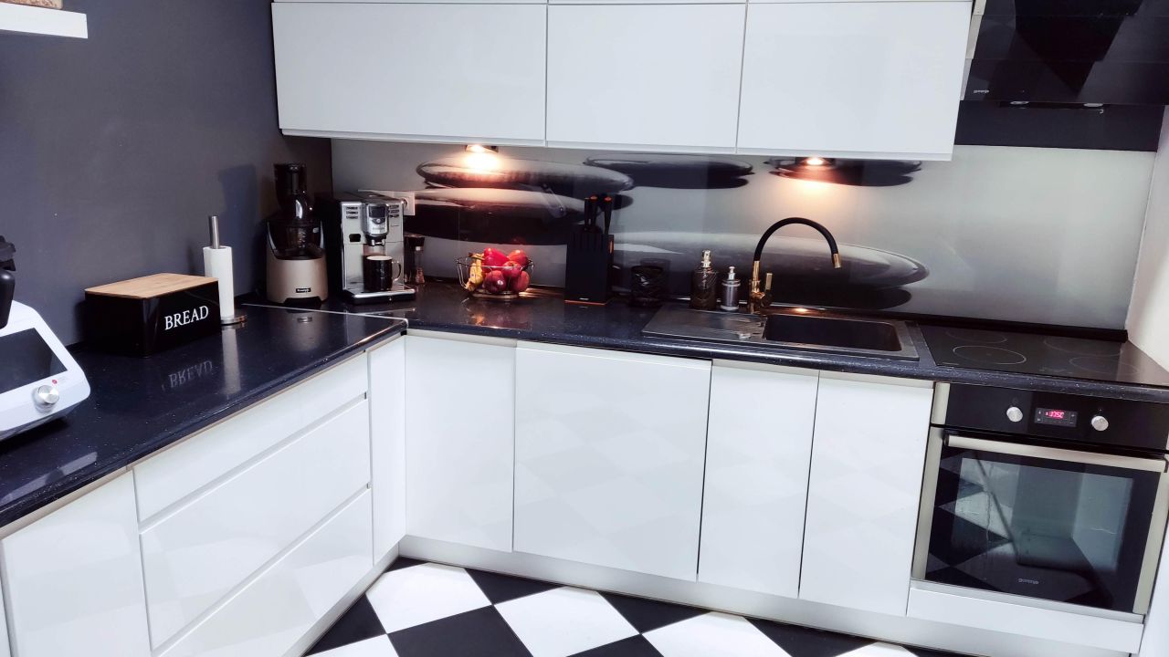 Mieszkanie 4-pokojowe Tarnowskie Góry Centrum, ul. Nakielska. Zdjęcie 6