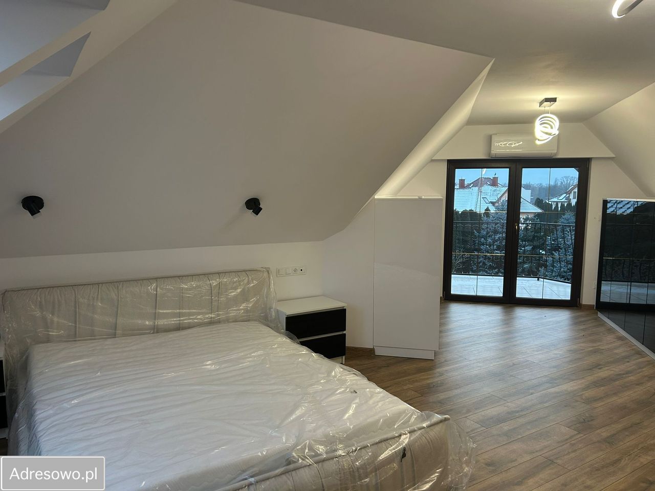 dom wolnostojący, 5 pokoi Żary. Zdjęcie 10