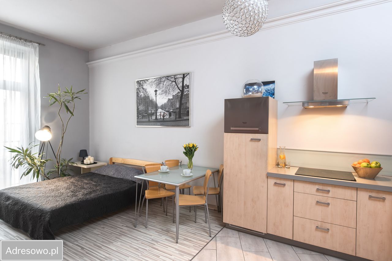 Mieszkanie 1-pokojowe Kraków Stare Miasto, ul. Henryka Siemiradzkiego. Zdjęcie 4