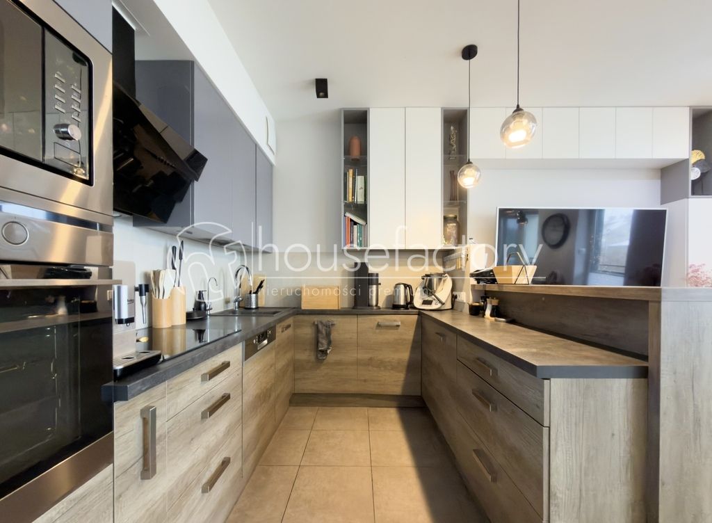 Mieszkanie 4-pokojowe Łódź Górna. Zdjęcie 4