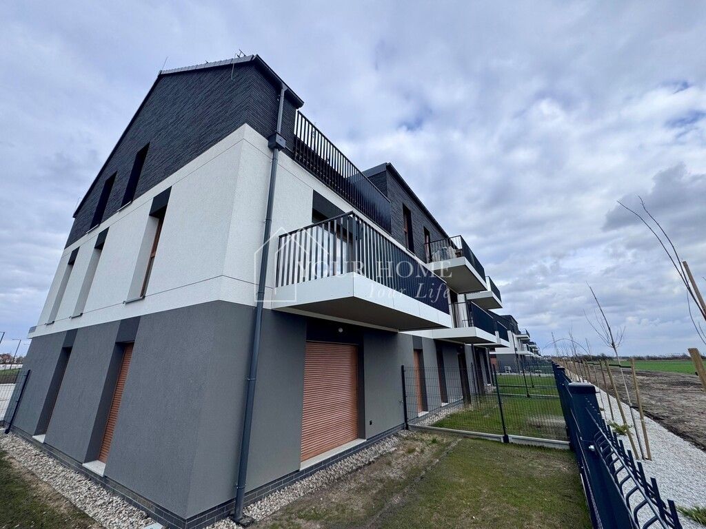 Mieszkanie 3-pokojowe Siechnice. Zdjęcie 1