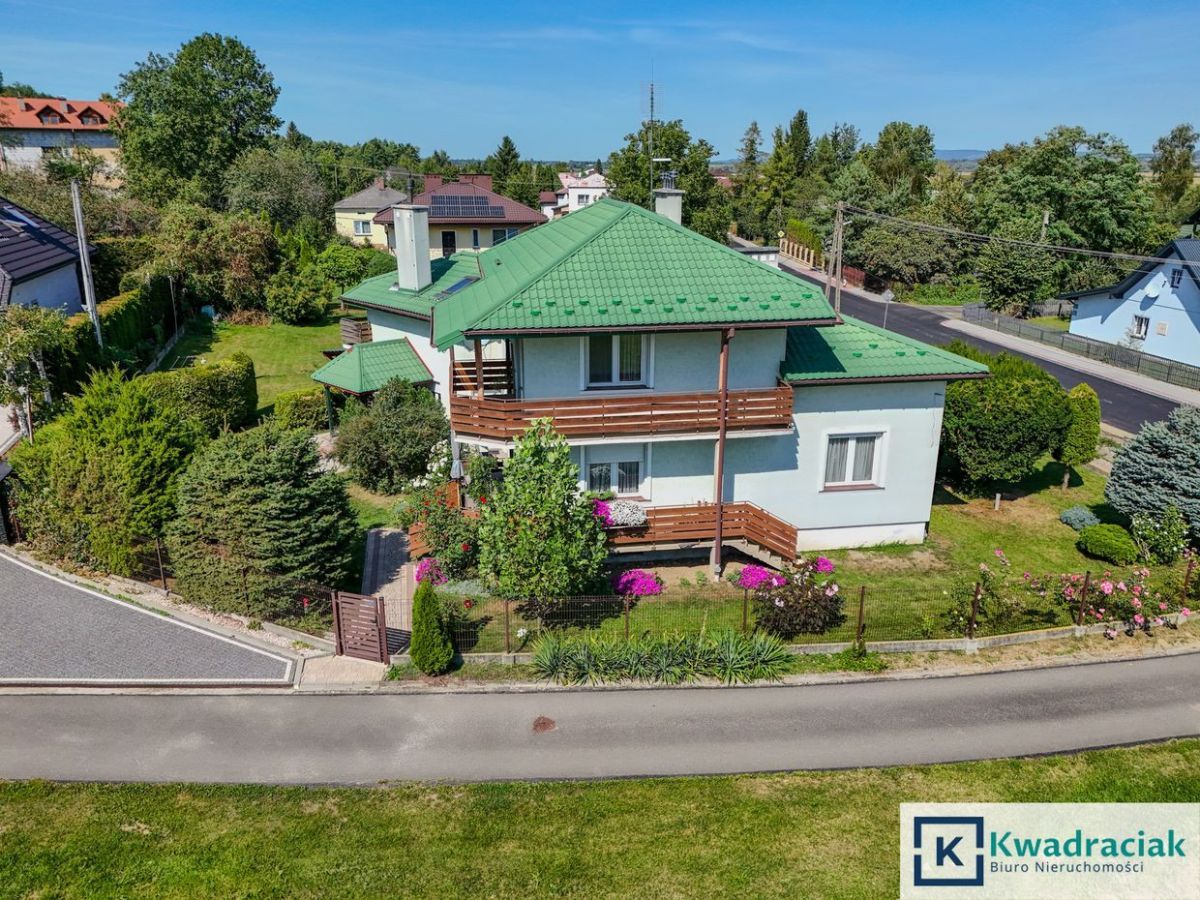 dom wolnostojący, 6 pokoi Besko, ul. Hrabeńska. Zdjęcie 3